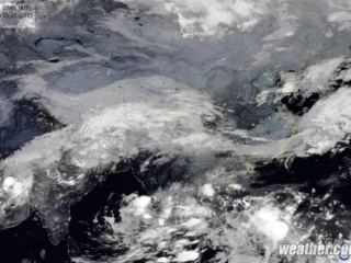 天气云图，苍穹之上的无形诗篇