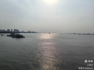 明日江阴，雨落长江尾，风起正清明